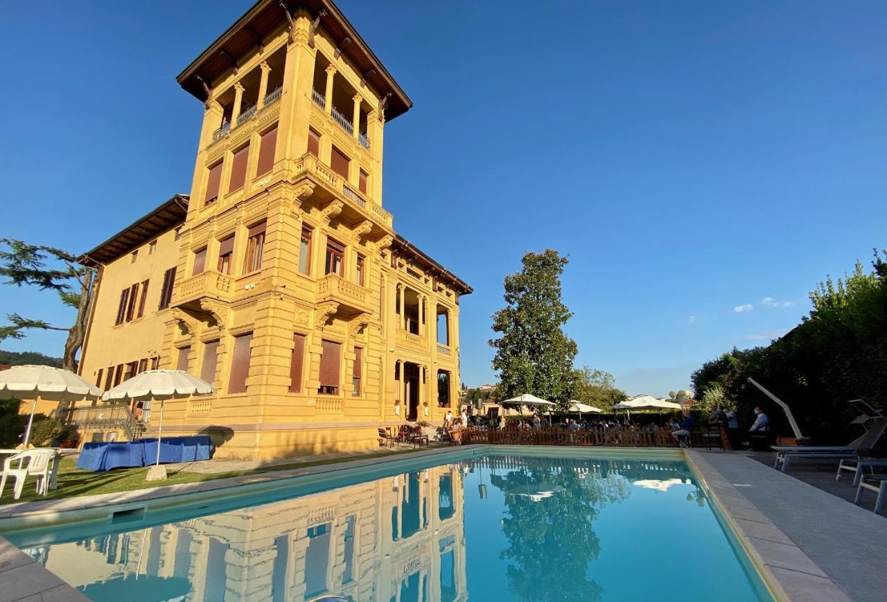 Hotel Moorings 3*